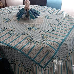 70" Round Tablecloth Printed, Round-1 pc +39" Square Overlay+6 Napkins Set